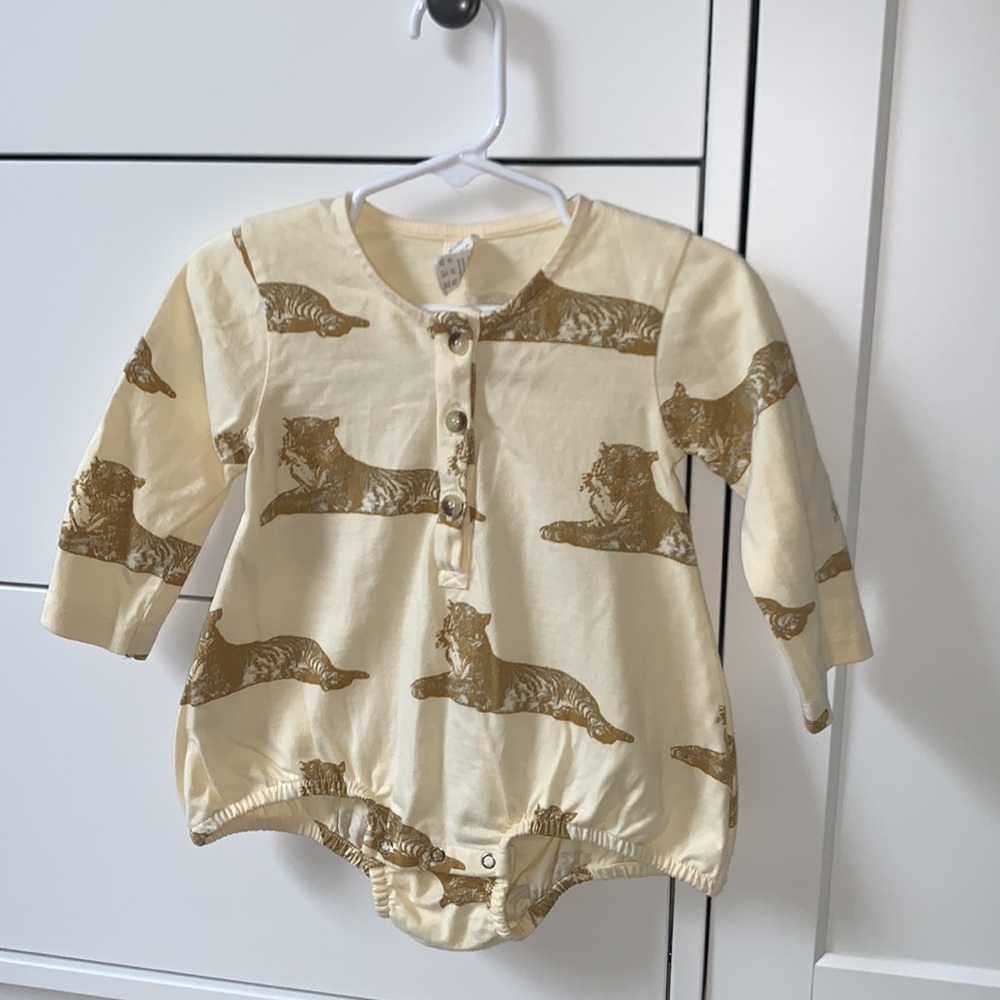 Late Quinn Long sleeve henley bubble